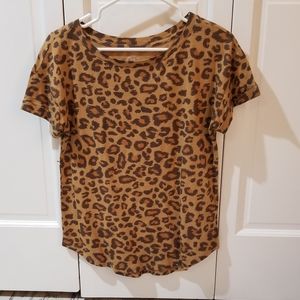 Leopard print maurices tee